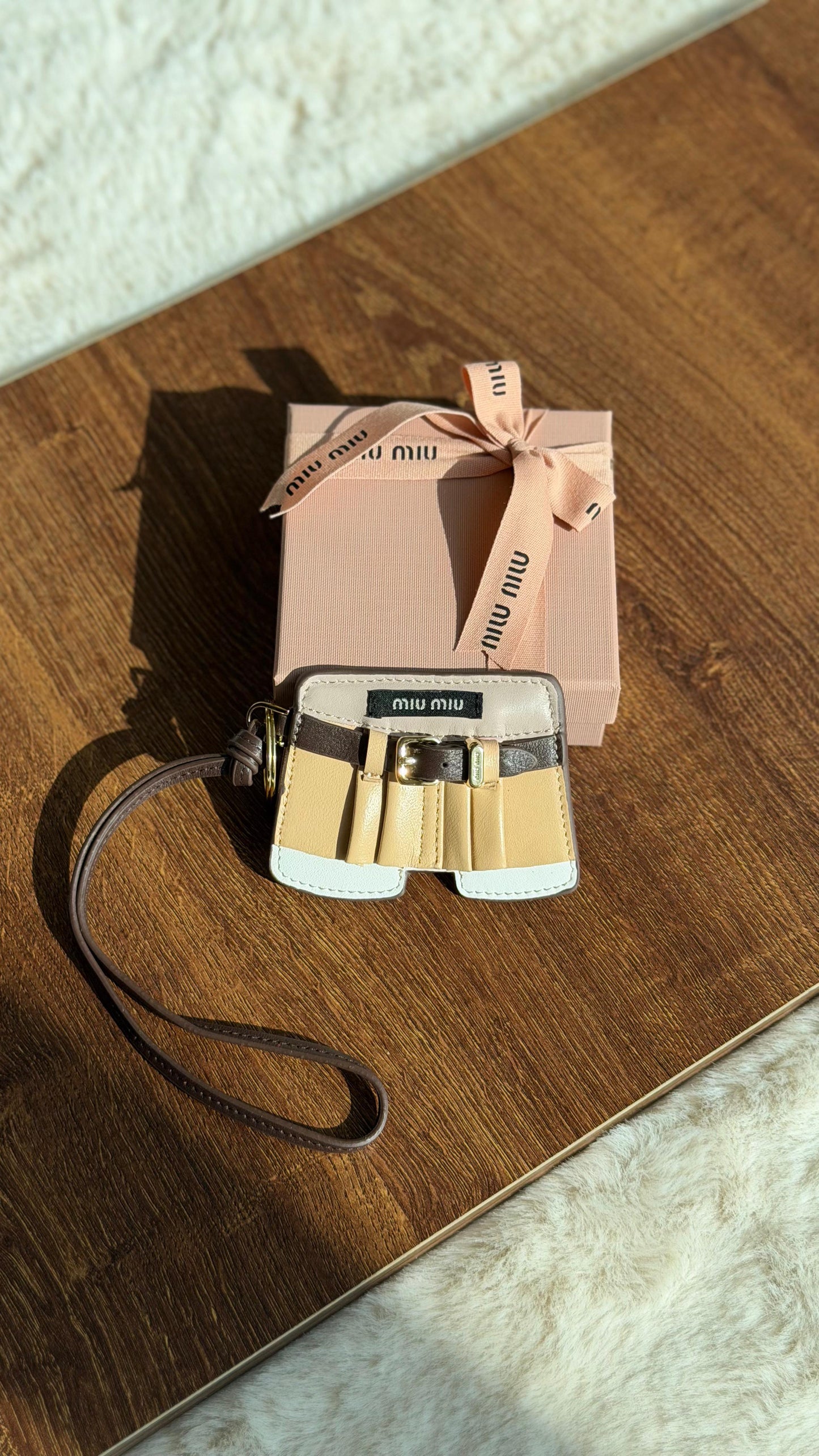 Miu Miu Leather keychain trick