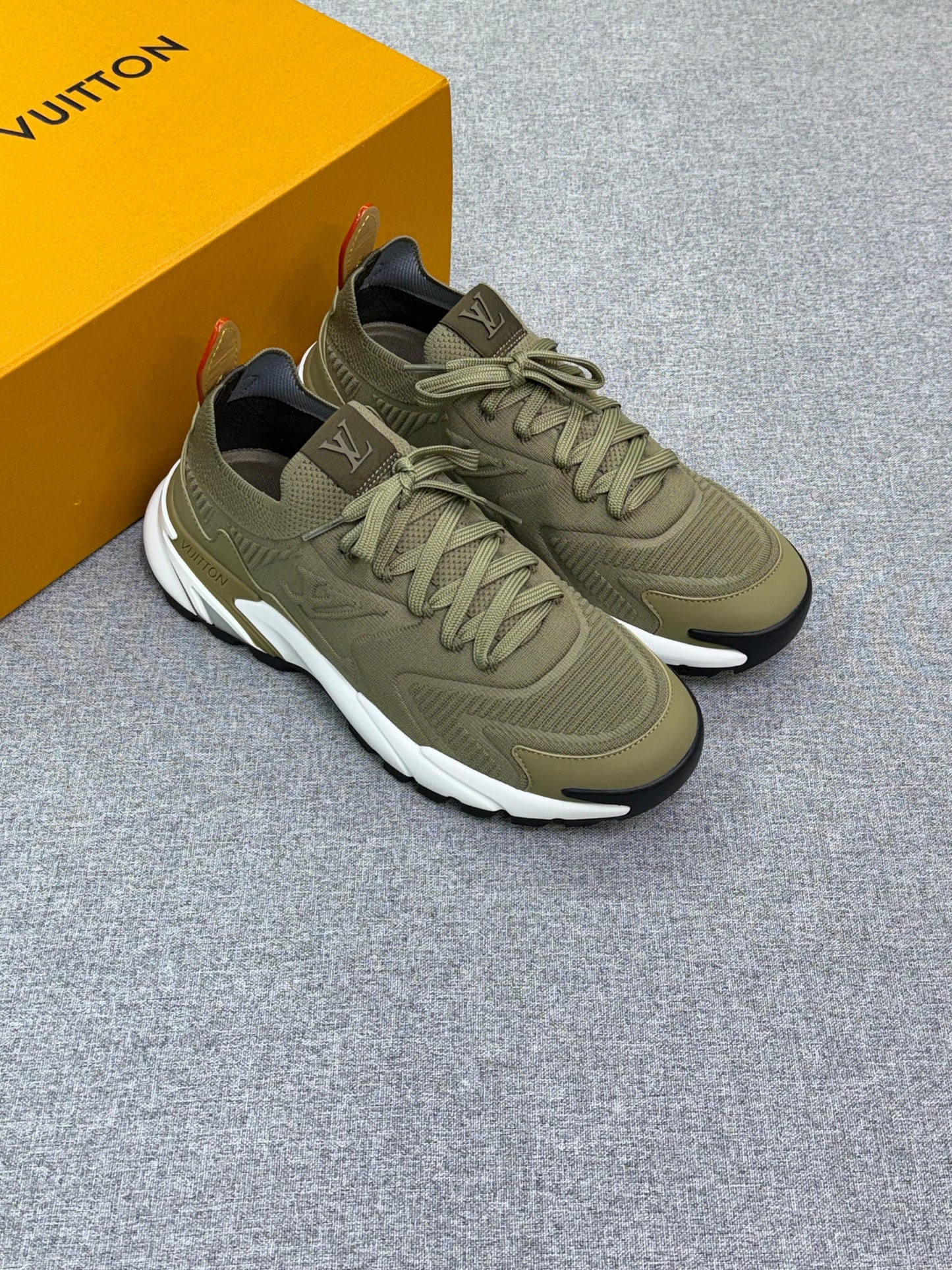 LV Tatic Knit Sneaker