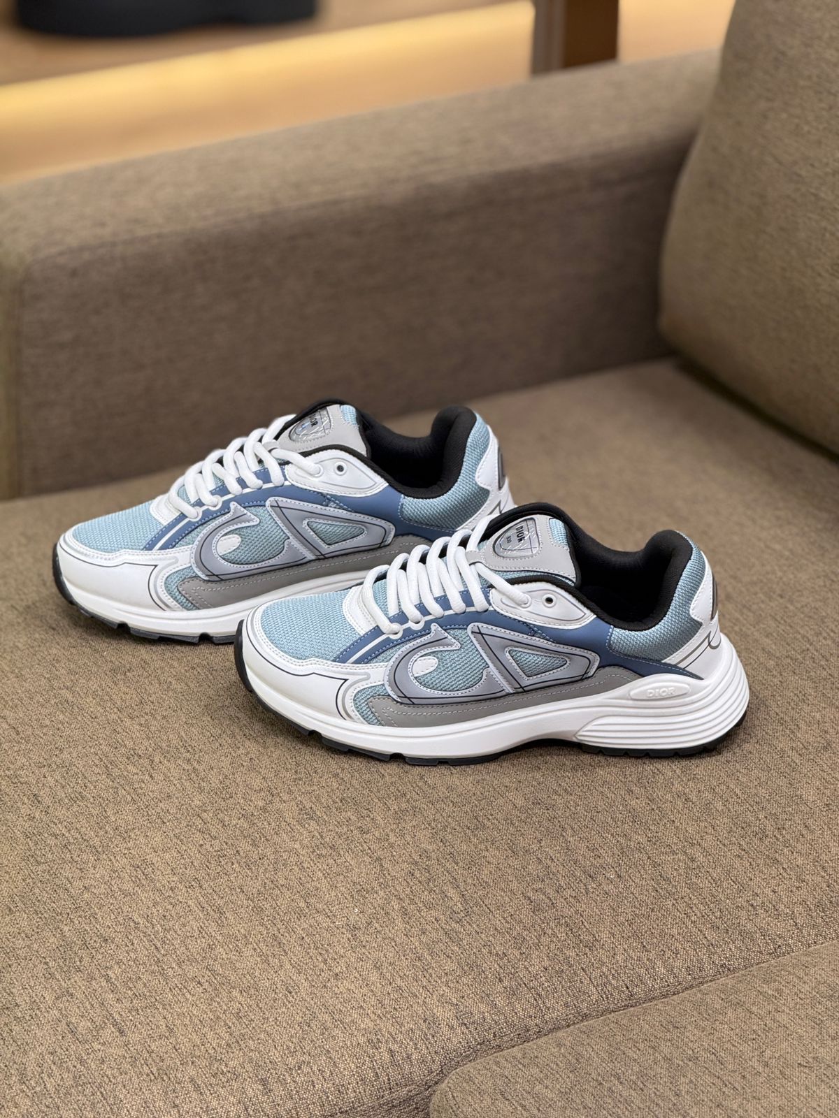 Louis Dior (B30) Retro Comfort Sneakers