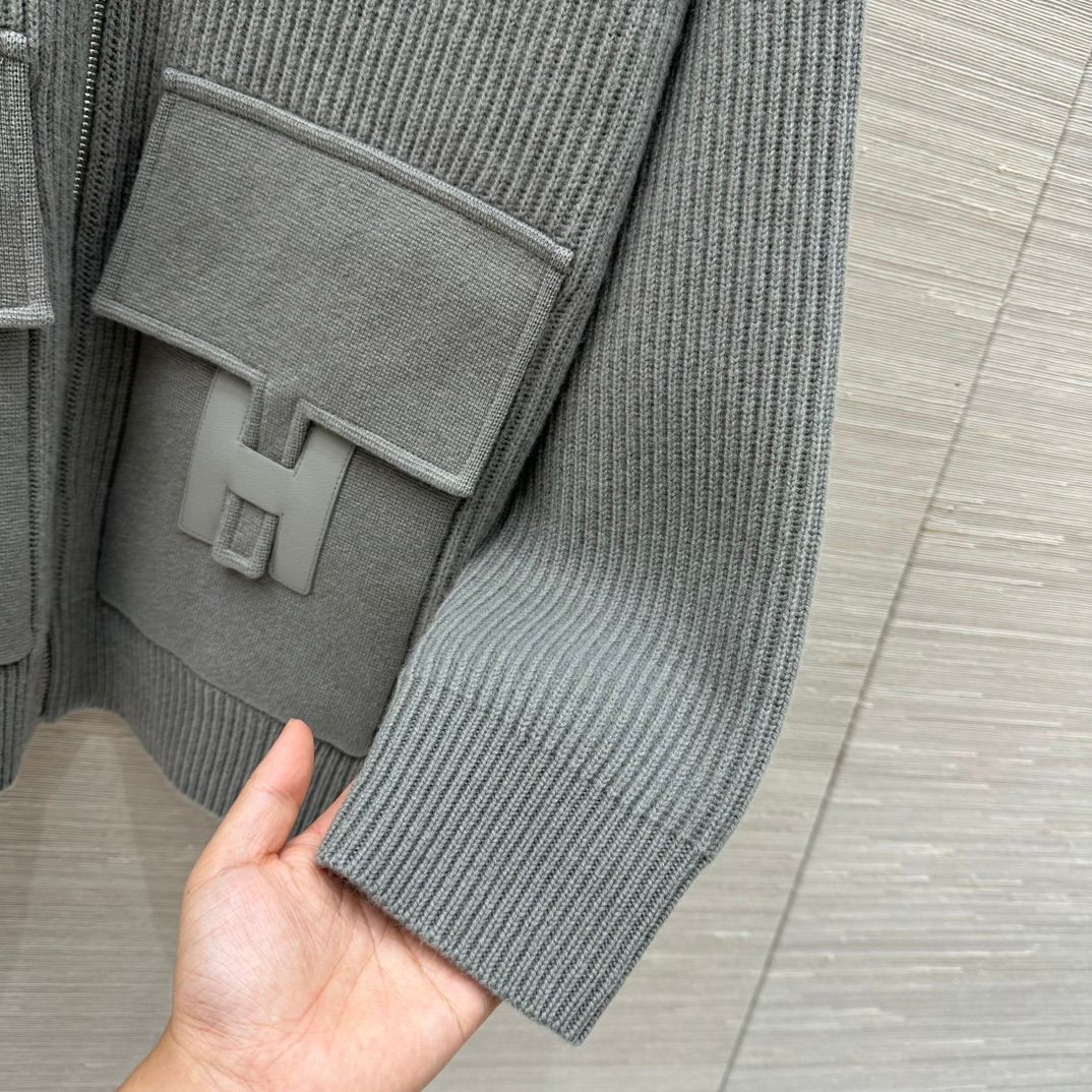 Hermès Chic Ribbed Zip Jacket