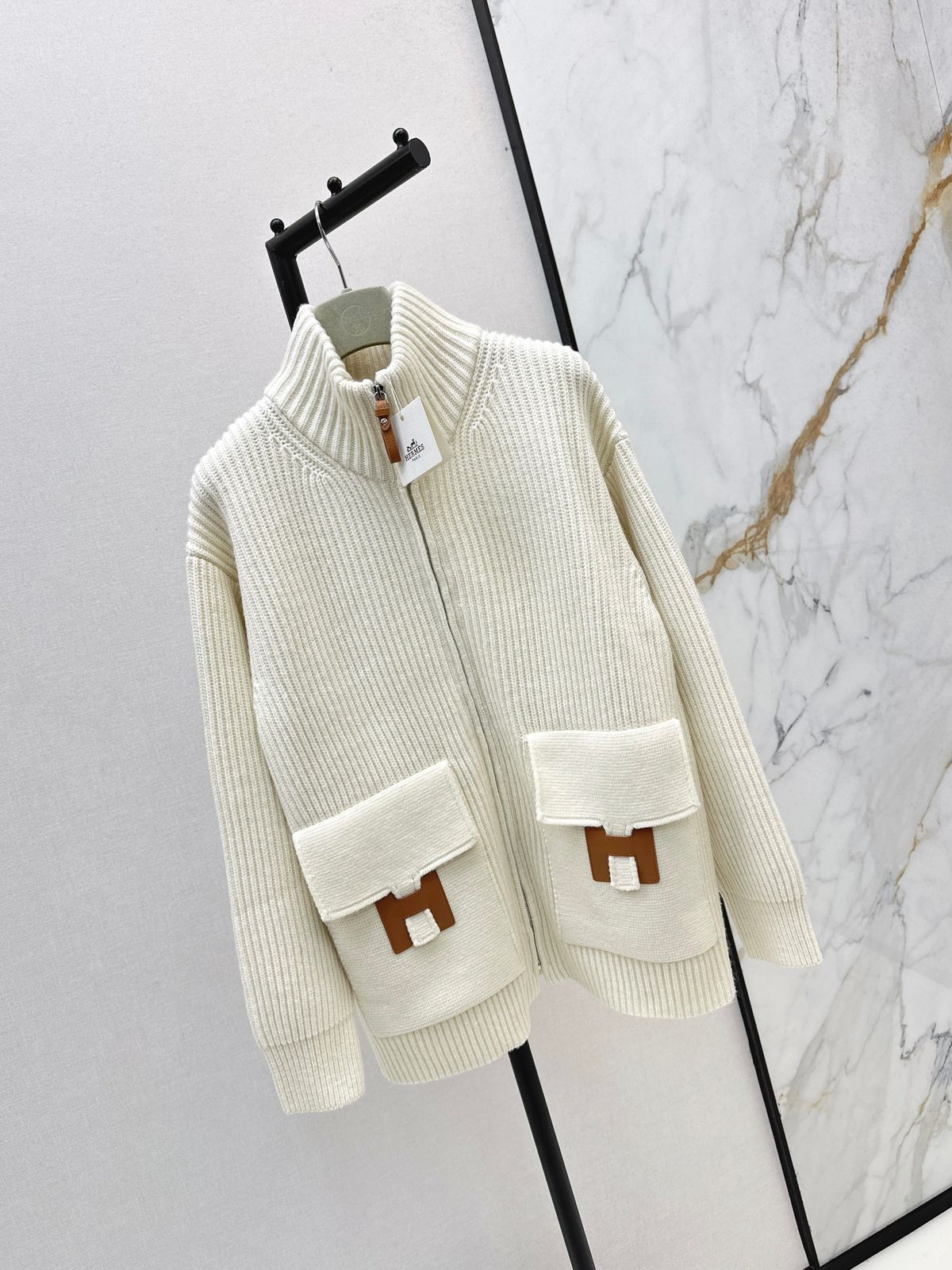 Hermès Chic Ribbed Zip Jacket