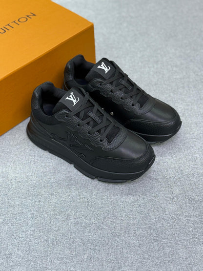 Louis Vuitton Classic Sneakers