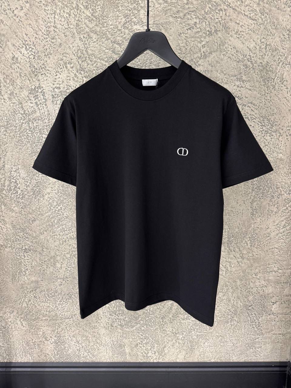CD Icon T-Shirt, Fitted Silhouette
