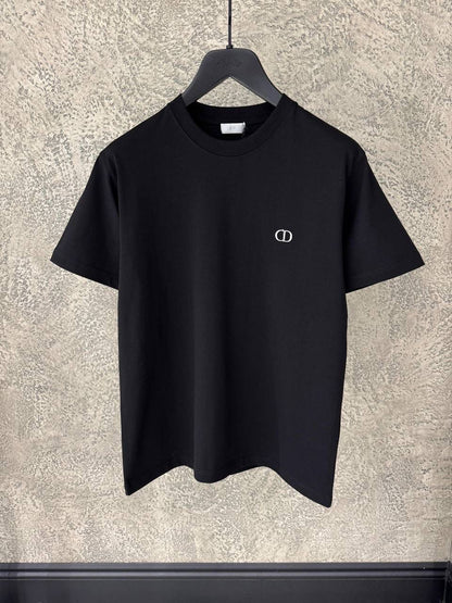 CD Icon T-Shirt, Fitted Silhouette