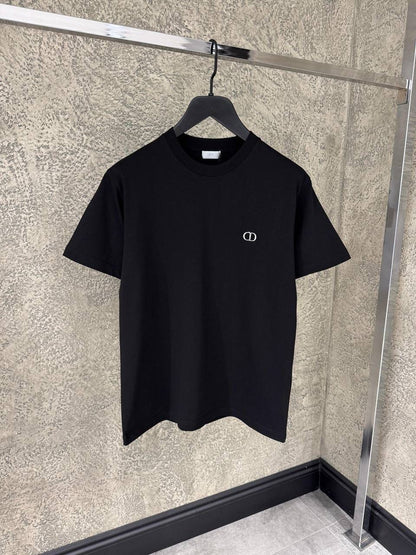 CD Icon T-Shirt, Fitted Silhouette