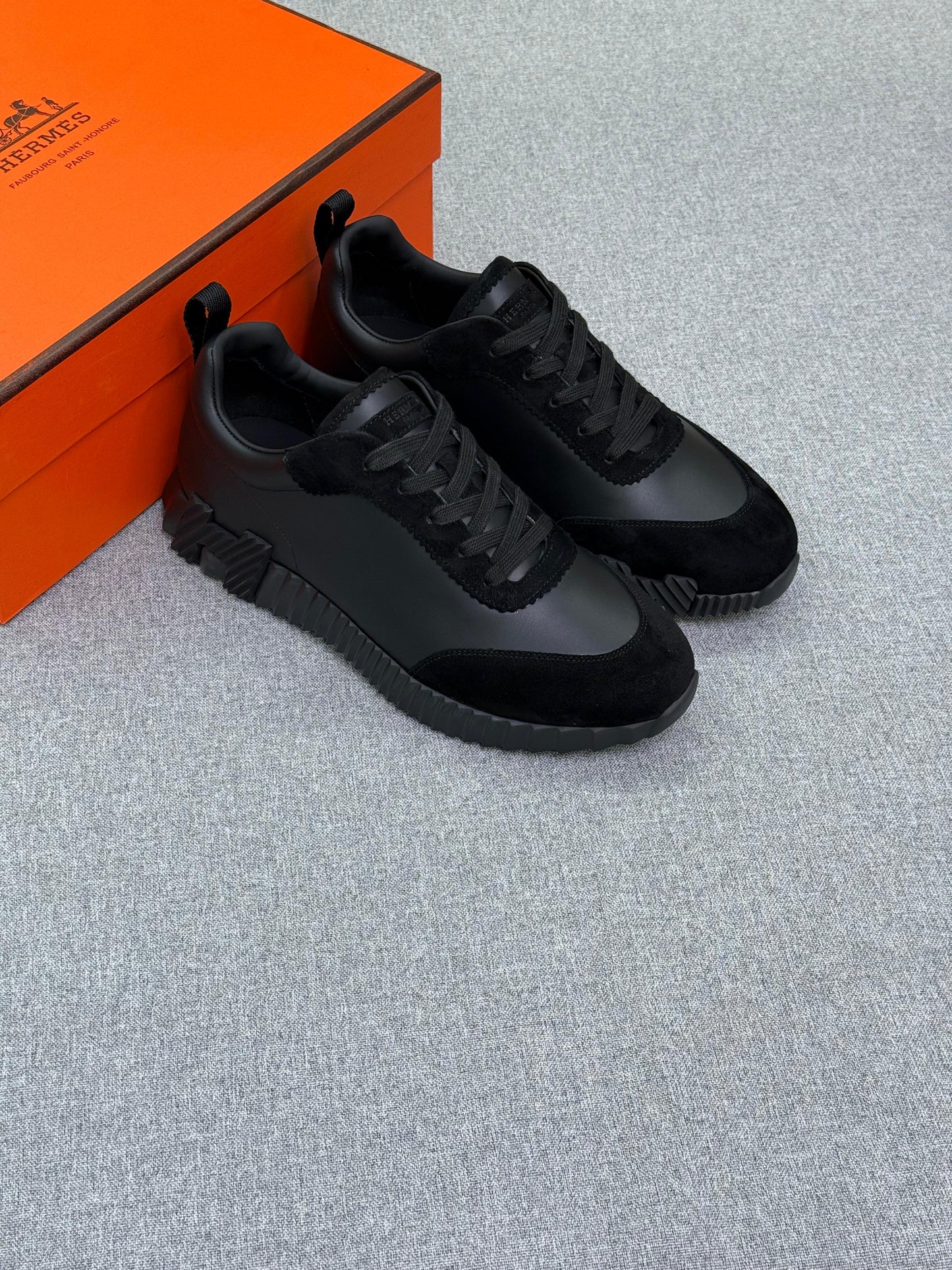 Hermes Bouncing Sneakers