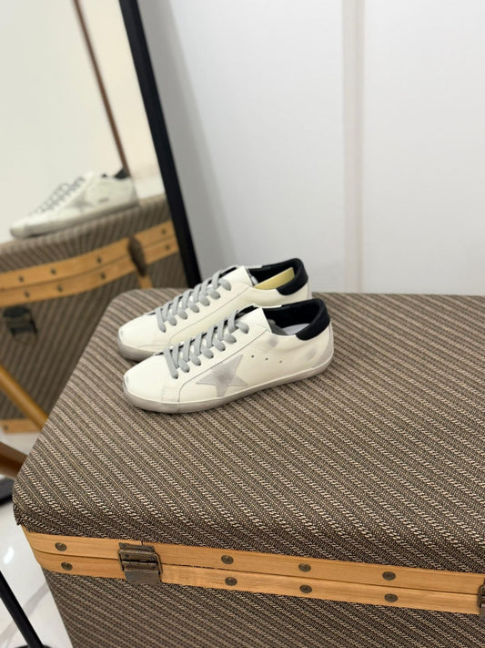 GOLDEN GOOSE Super-star Low-top Sneakers