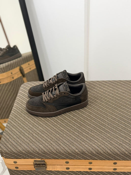 Jordan x Travis Scott Low OG sneakers