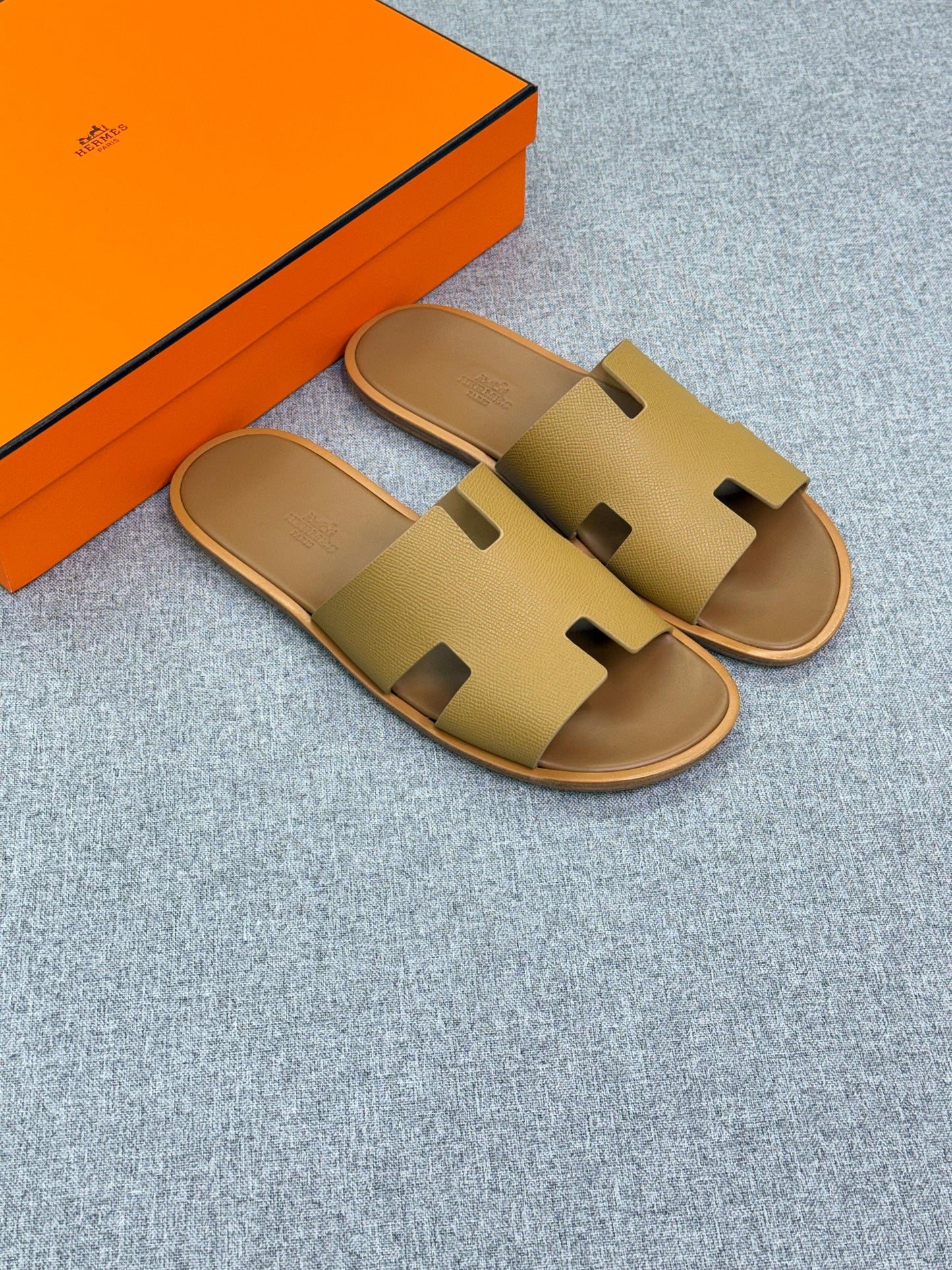 Hermes Izmir sandal