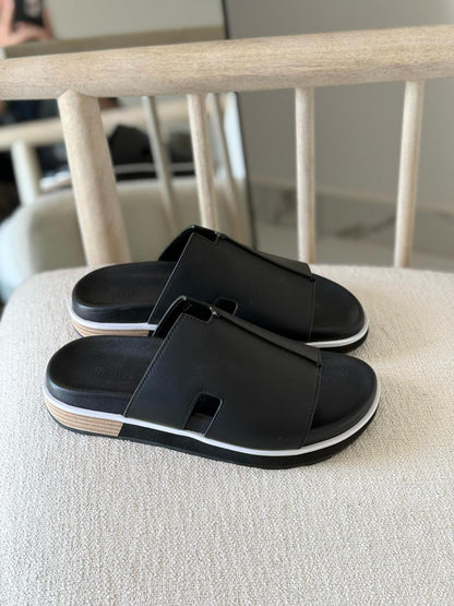 Hermès Pharaon Leather Sandals