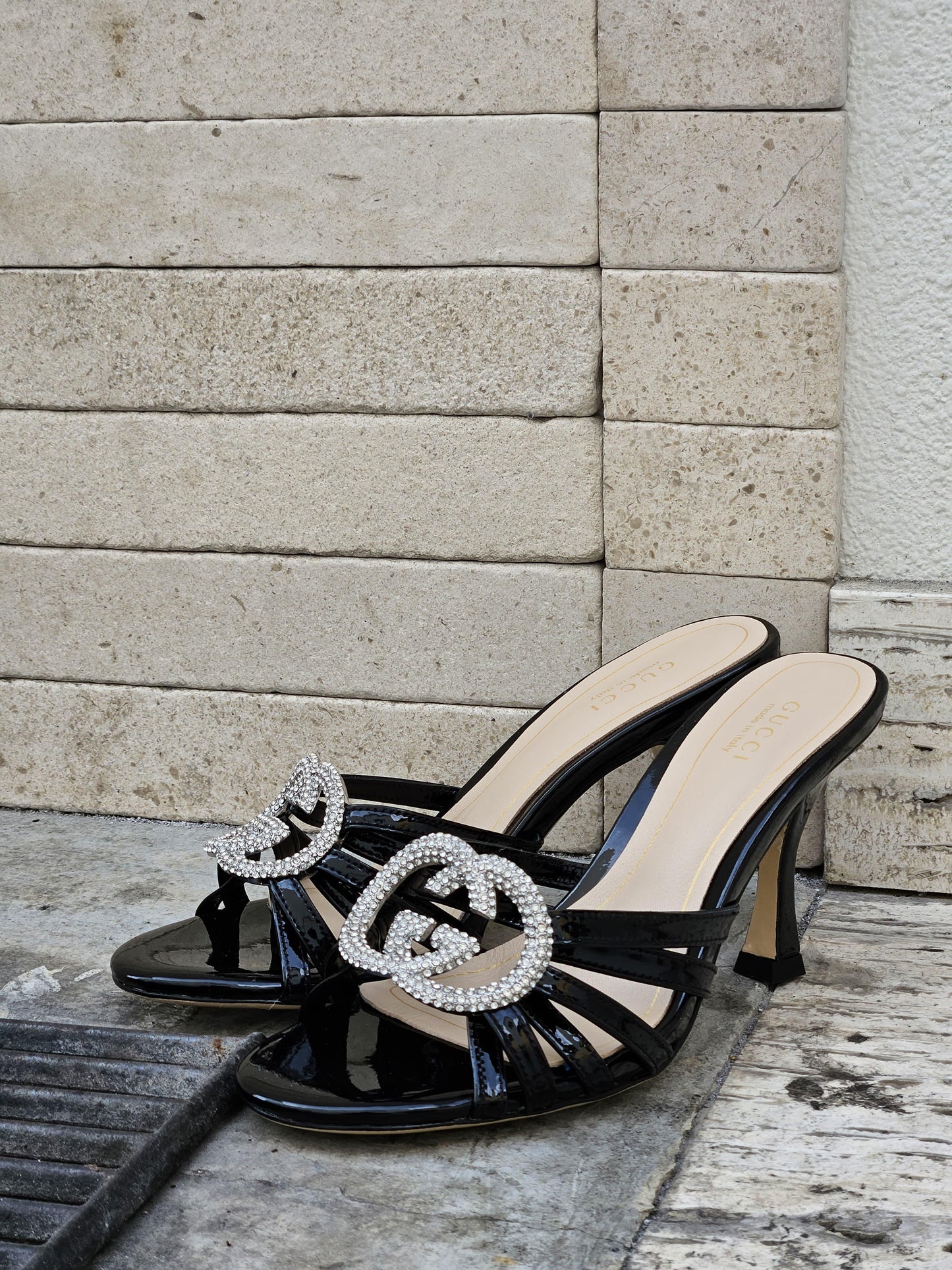Gucci Interlocking G 85 Crystal-embellished Sandals