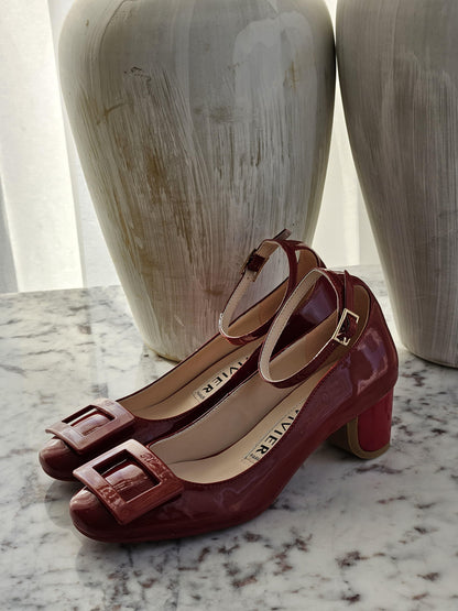 Roger Vivier Belle Vivier slingback pumps