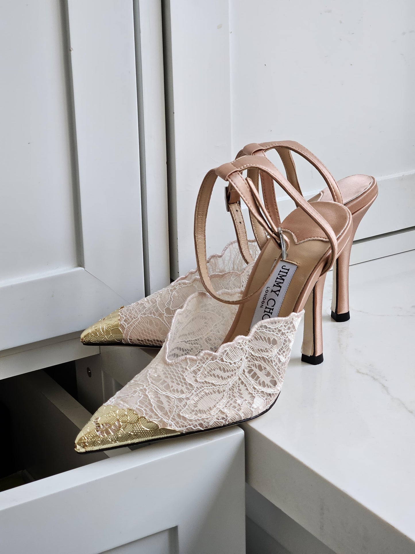 Faiz 100  Jimmy Choo Lace Pumps