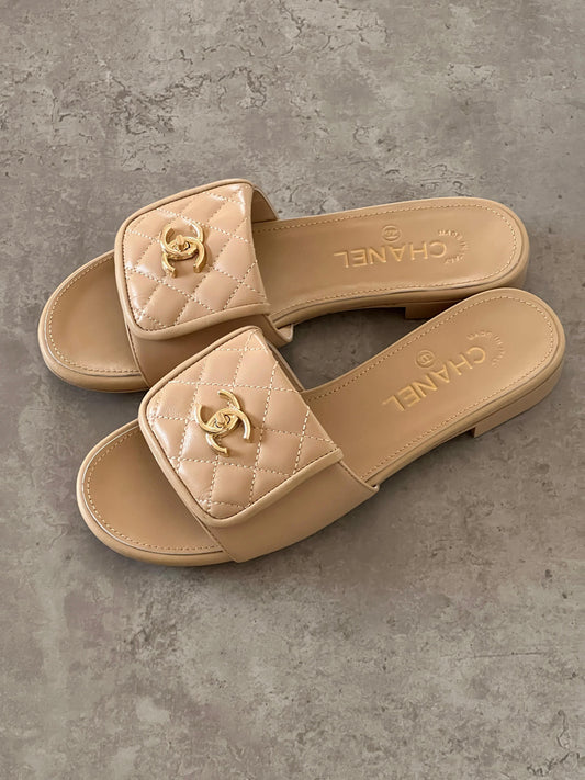 Chanel Chanel Twist Lock CC