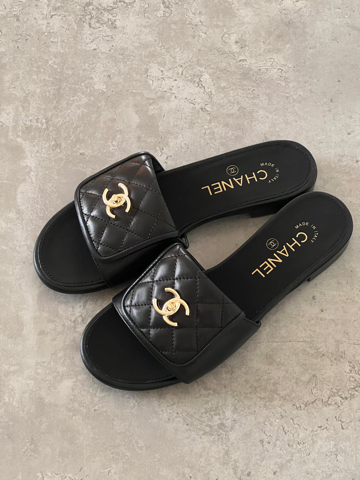 Chanel Chanel Twist Lock CC