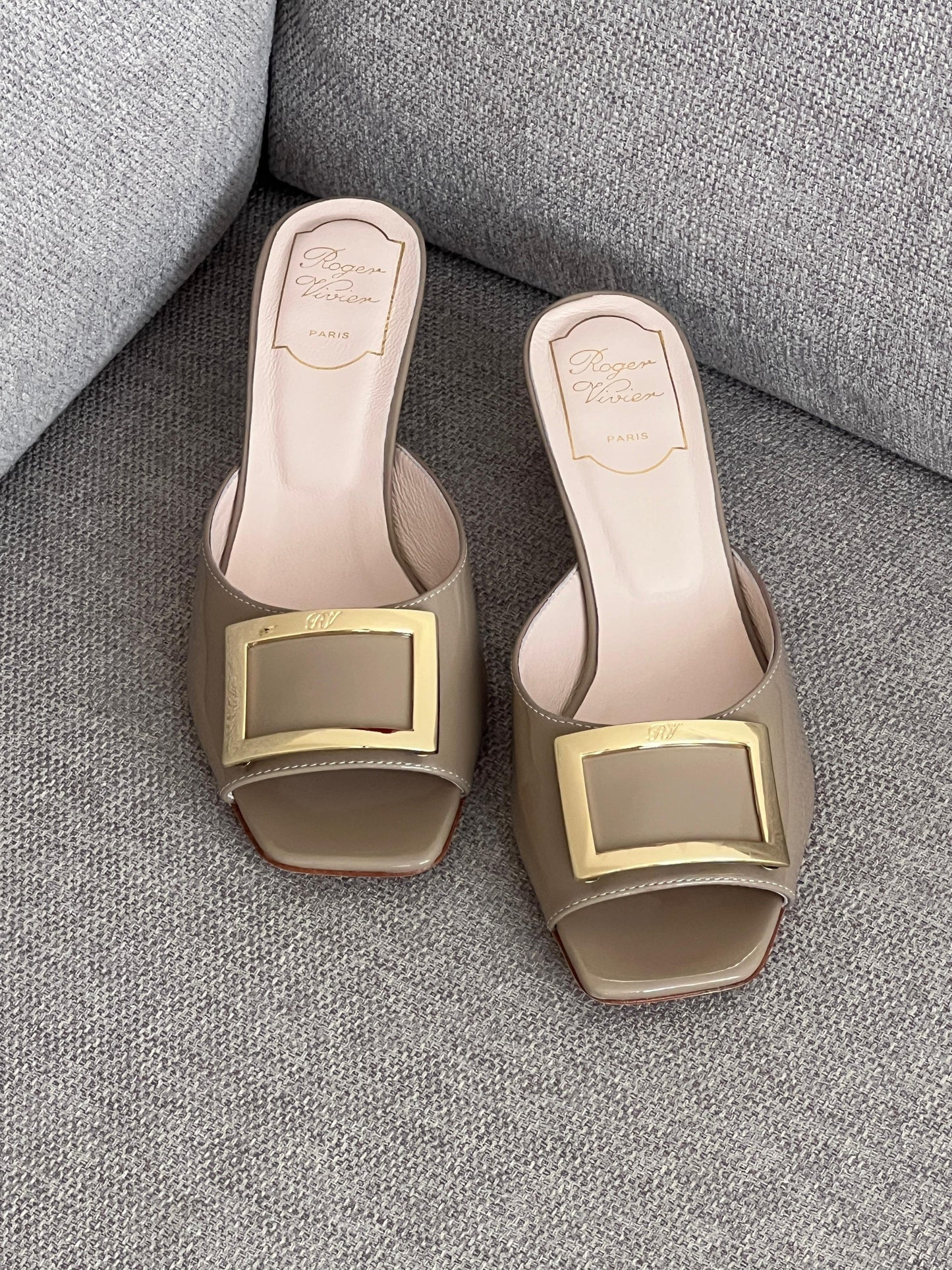 Roger Vivier Trompette Mules