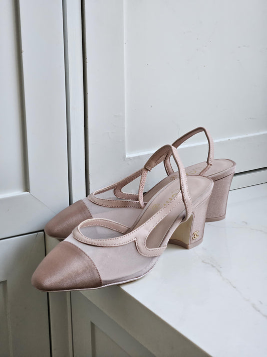 CHANEL Slingbacks in Mesh and Grosgrain