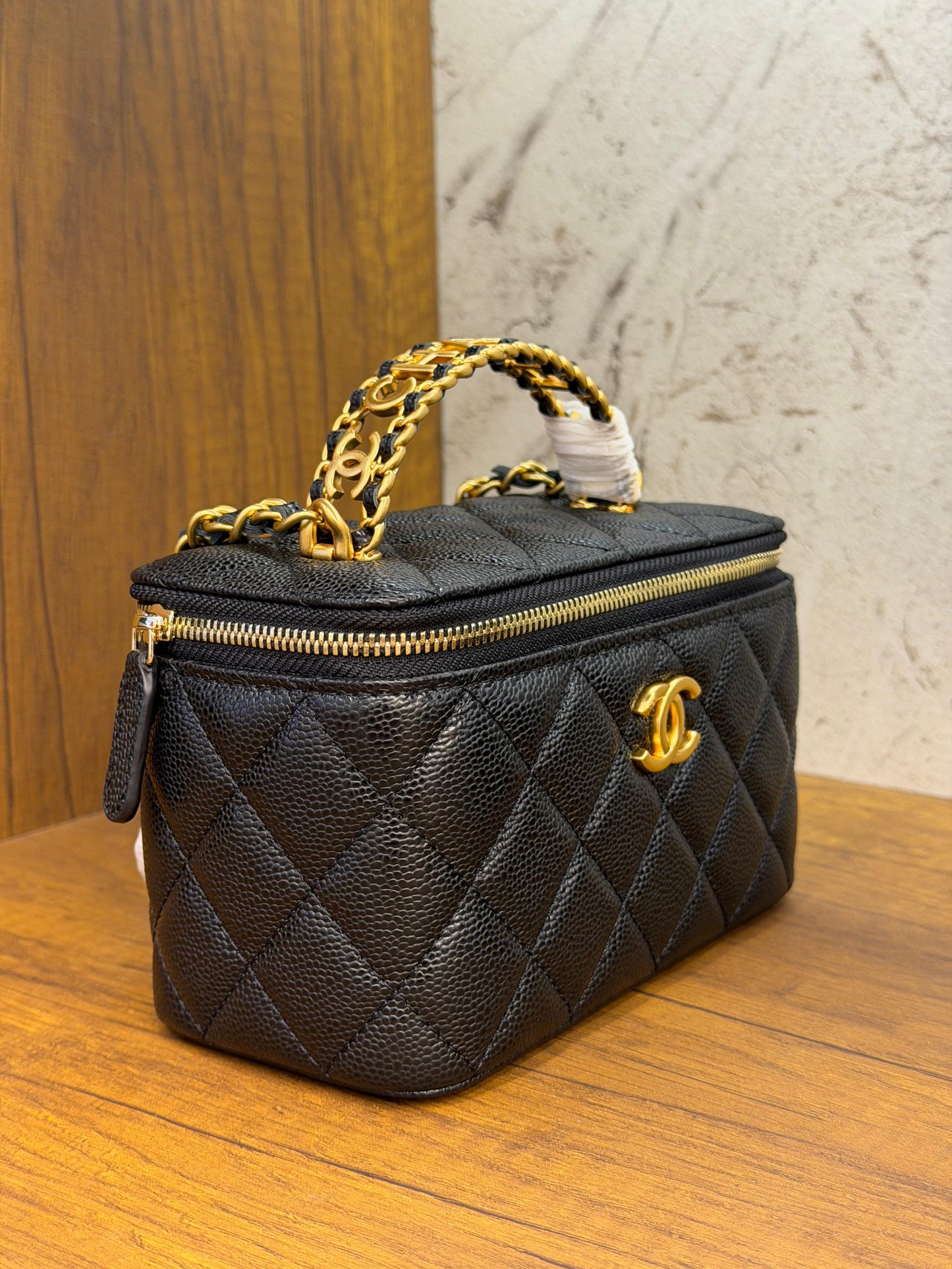CHANEL Long Vanity