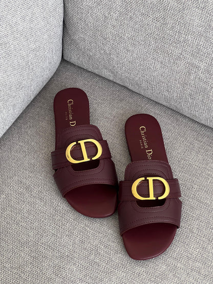 DIOR 30 Montaigne Slide In Calfskin