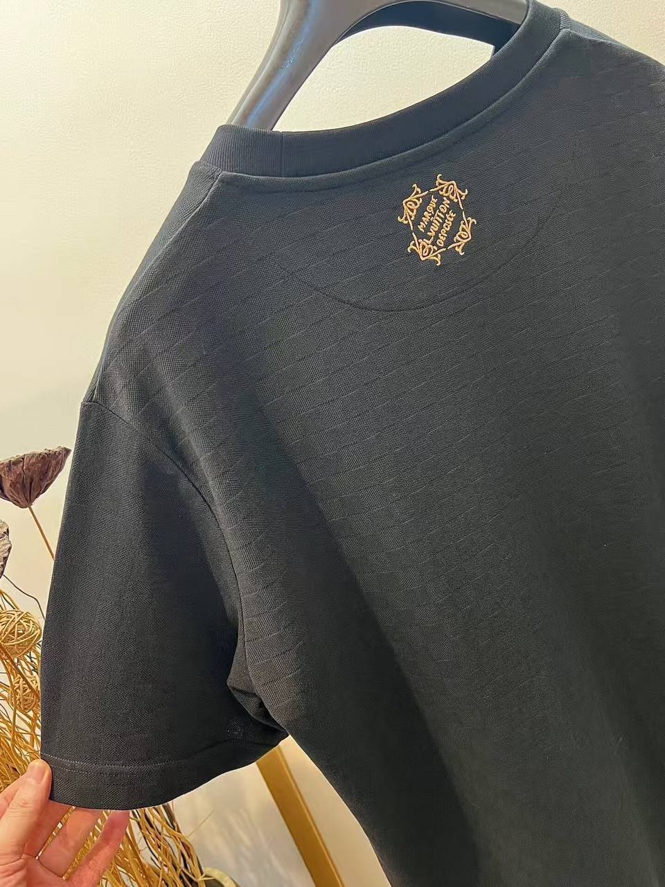 Louis Vuitton Graphic Logo T-Shirt – Paris Print