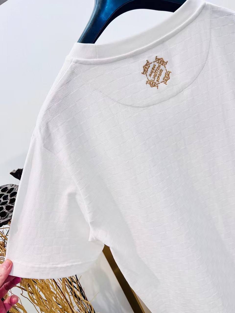 Louis Vuitton Graphic Logo T-Shirt – Paris Print